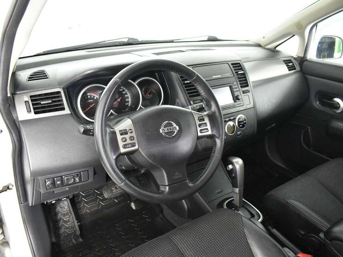 Nissan Tiida, 2011 Фото №7