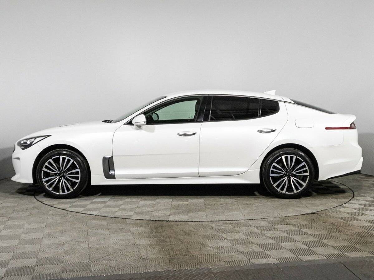 Kia Stinger, 2019 Фото №8