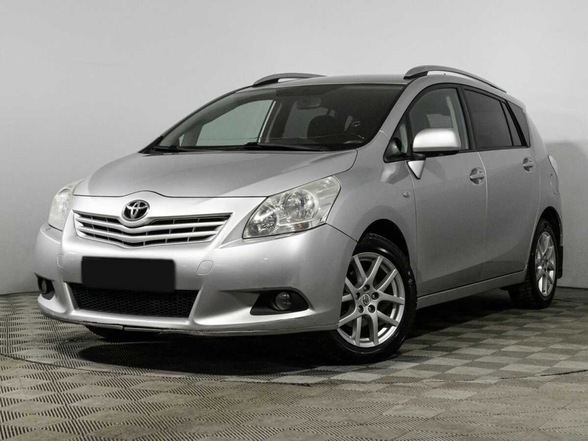 Toyota Verso, 2011 Фото №1