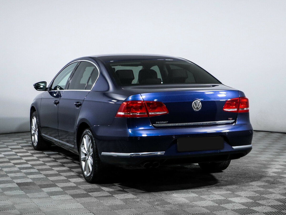 Volkswagen Passat B7, 2011 Фото №5
