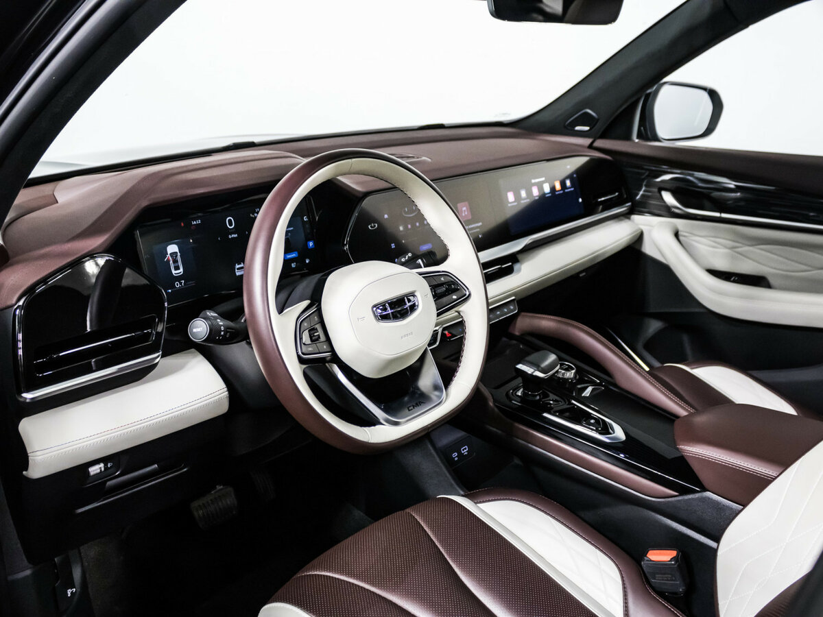Geely Monjaro I, 2023 Фото №11