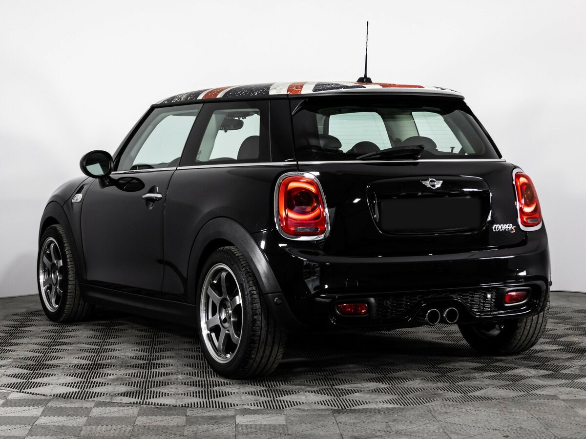 Mini Hatch Cooper S III (F55/F56), 2015 Фото №7