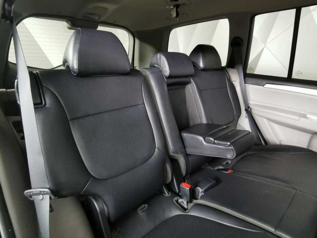 Mitsubishi Pajero Sport, 2011 Фото №13