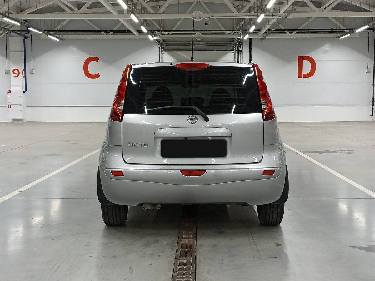 Nissan Note, 2010 Фото №6
