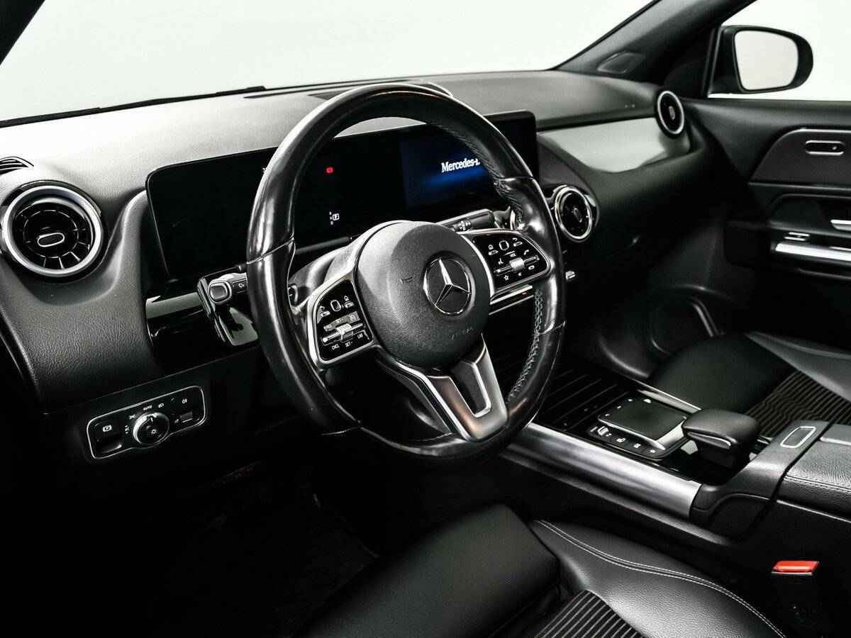 Mercedes-Benz GLA 200, 2021 Фото №12