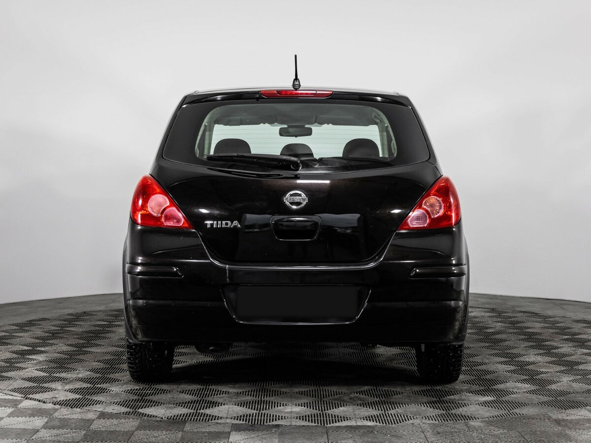 Nissan Tiida I, 2010 Фото №5