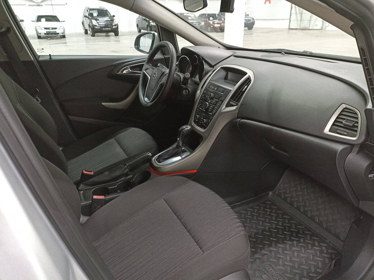 Opel Astra, 2011 Фото №11