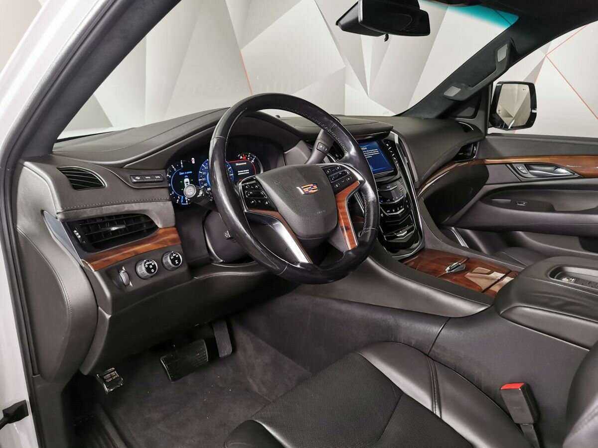 Cadillac Escalade ESV, 2016 Фото №12