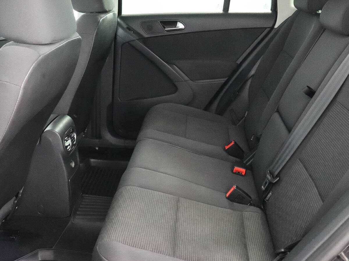 Volkswagen Tiguan, 2011 Фото №8