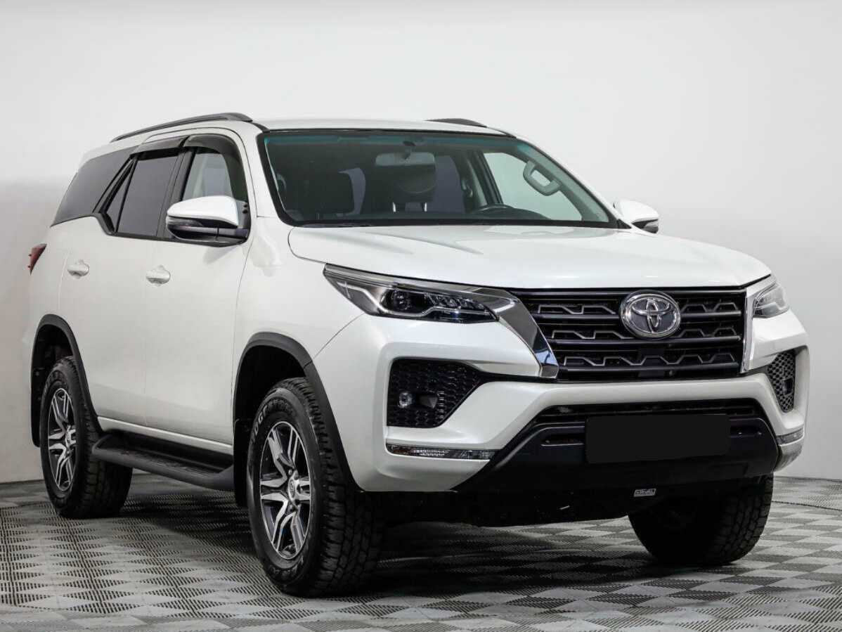 Toyota Fortuner, 2021 Фото №2