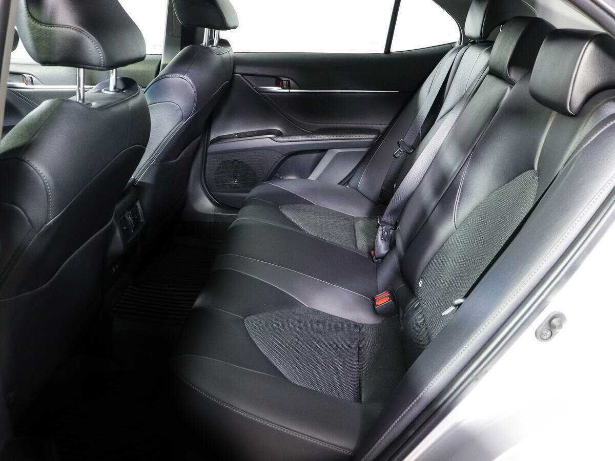 Toyota Camry, 2021 Фото №8