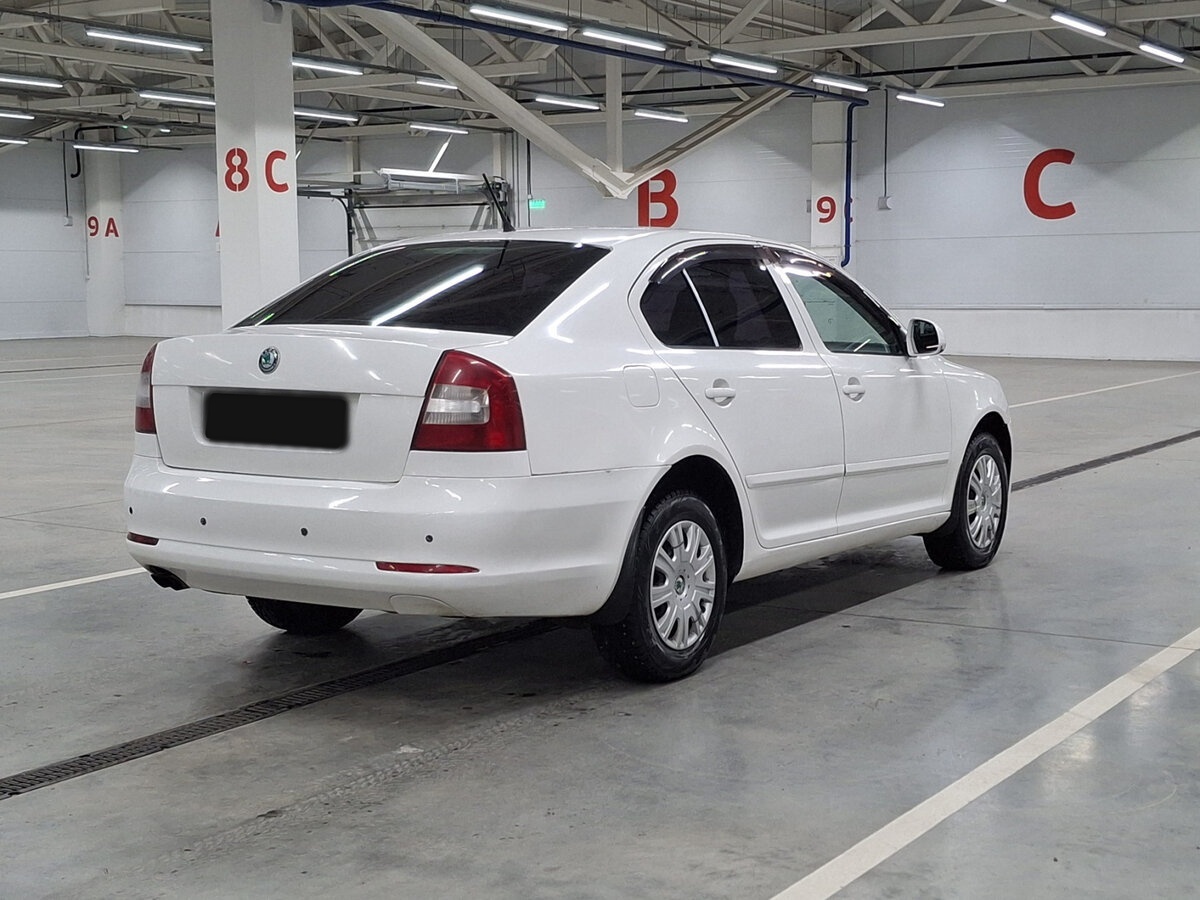 Skoda Octavia II (A5) Рестайлинг, 2011 Фото №5