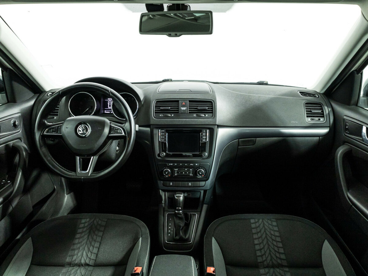 Skoda Yeti I Рестайлинг, 2015 Фото №13