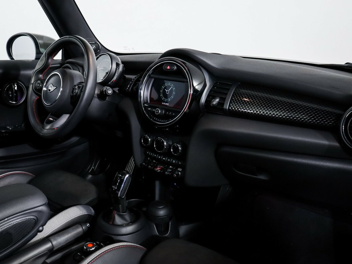 Mini Hatch JCW III (F55/F56) Рестайлинг, 2019 Фото №7