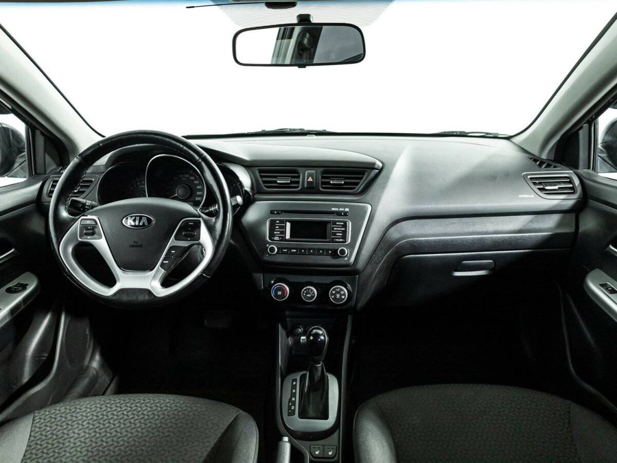 Kia Rio III Рестайлинг, 2015 Фото №13
