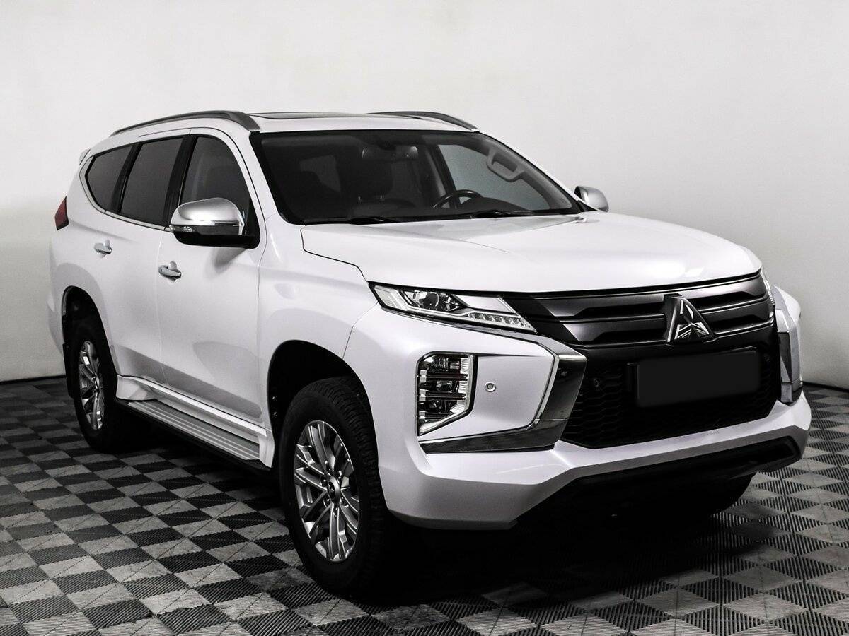 Mitsubishi Pajero Sport, 2020 Фото №3