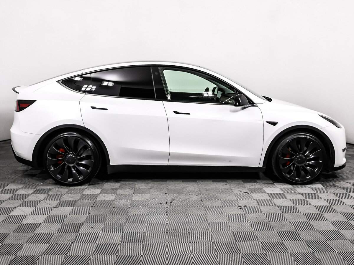 Tesla Model Y Performance, 2023 Фото №4