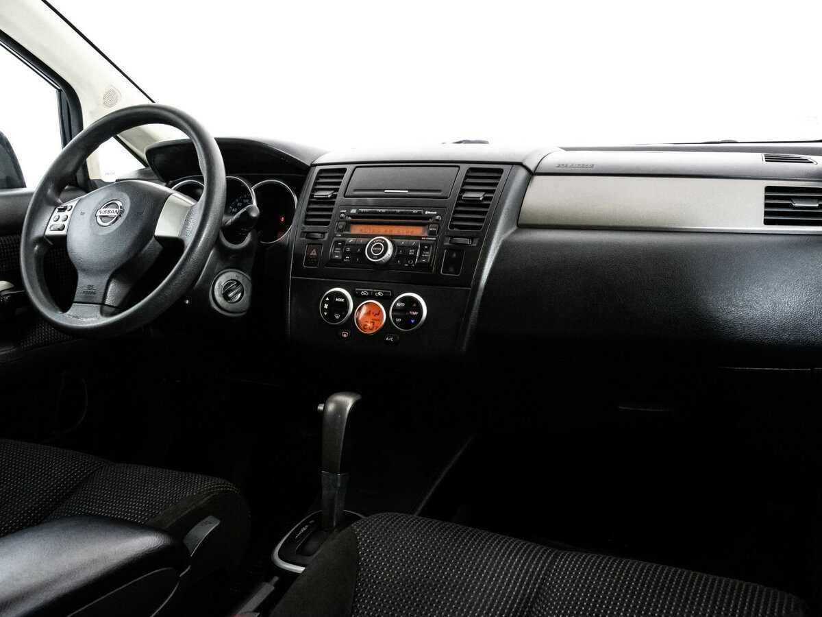 Nissan Tiida, 2011 Фото №7