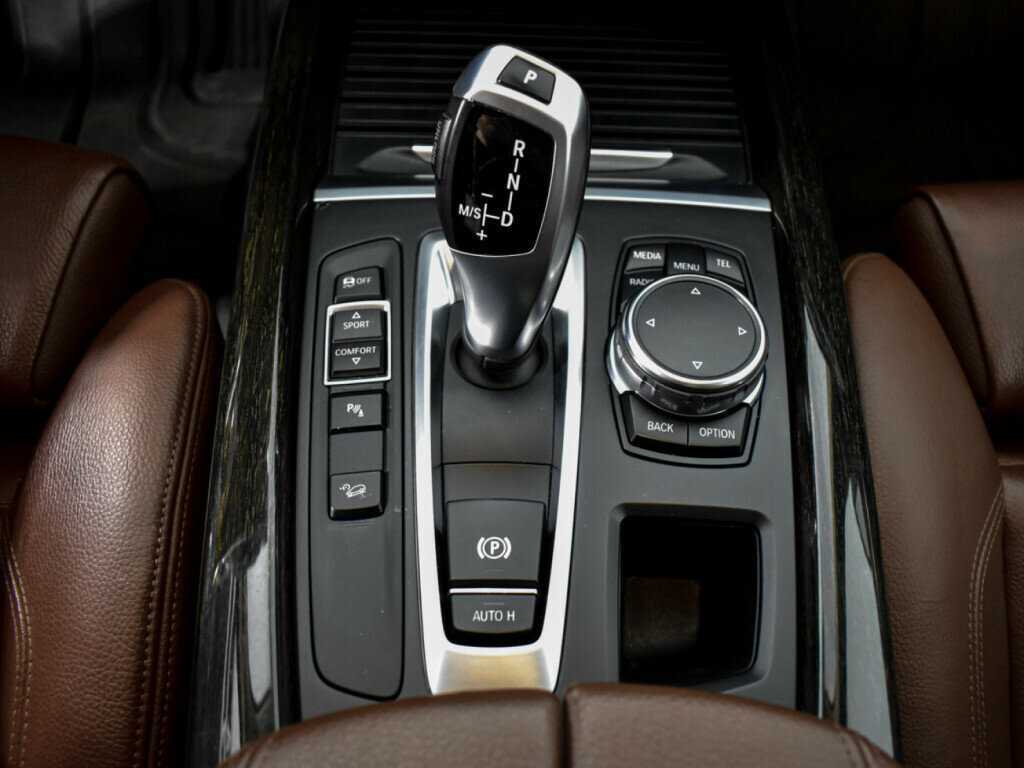 BMW X5 35i, 2015 Фото №8