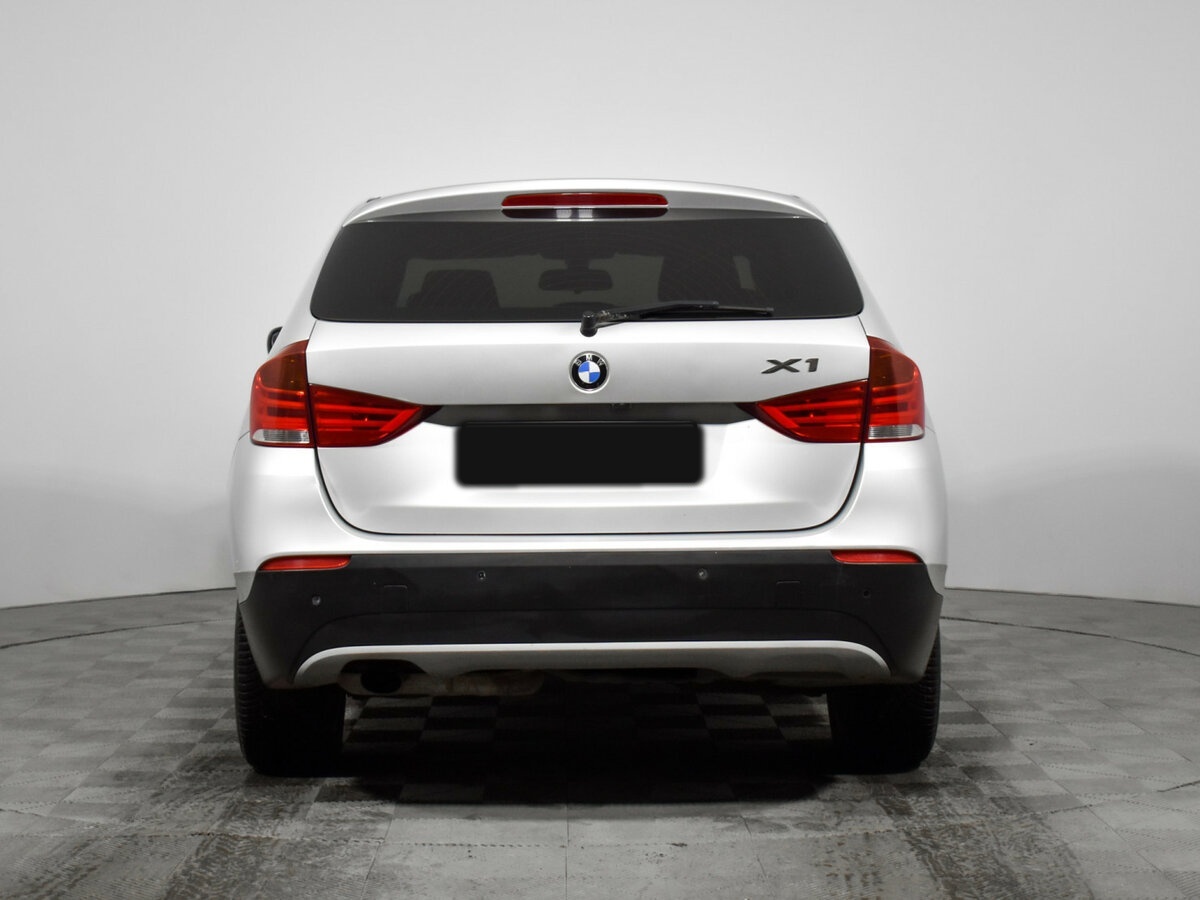 BMW X1 18i I (E84), 2010 Фото №5