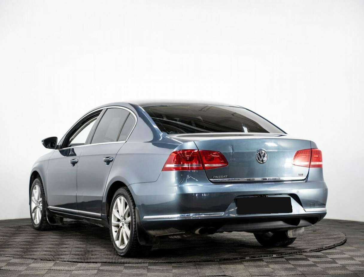 Volkswagen Passat, 2011 Фото №4