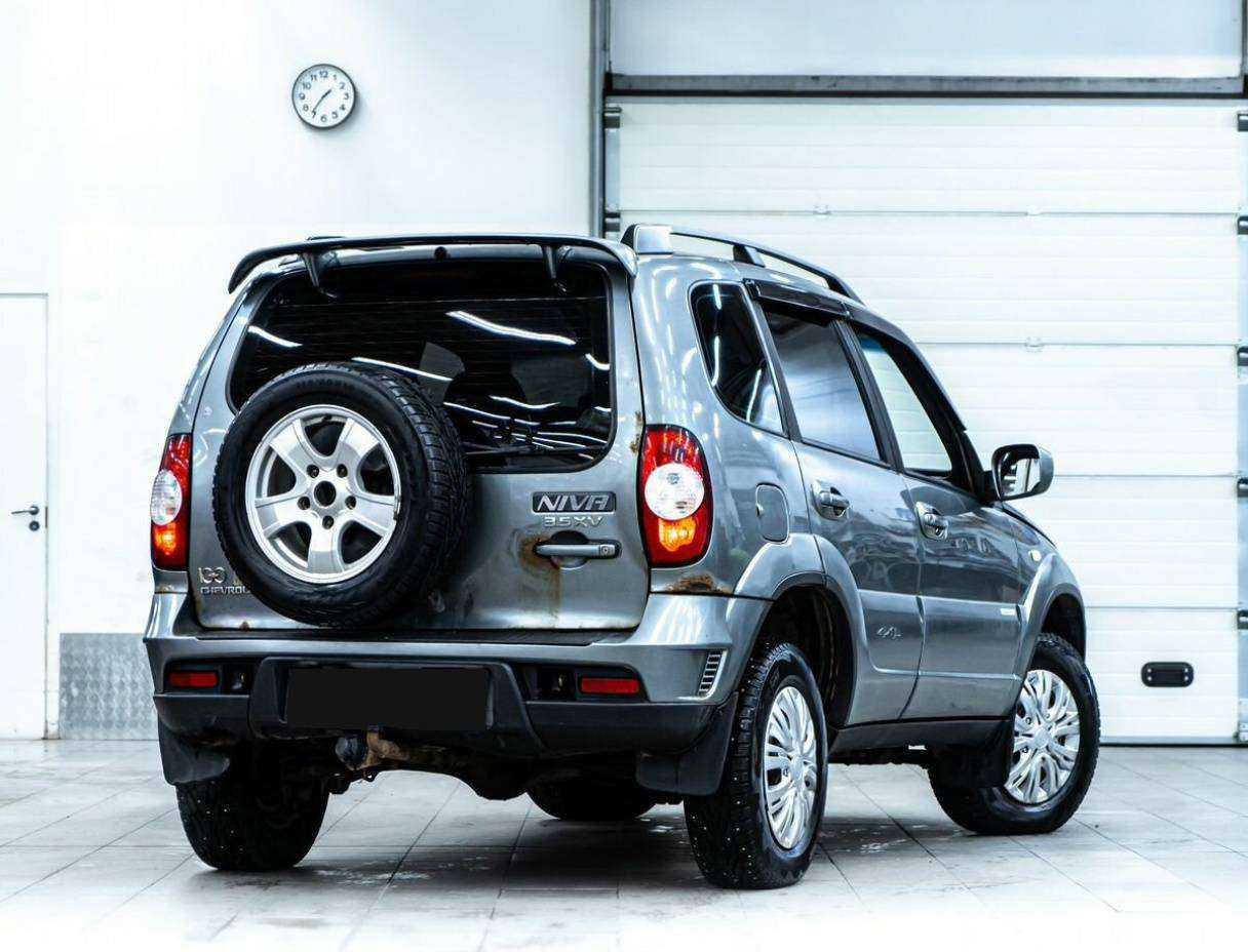 Chevrolet Niva, 2011 Фото №3