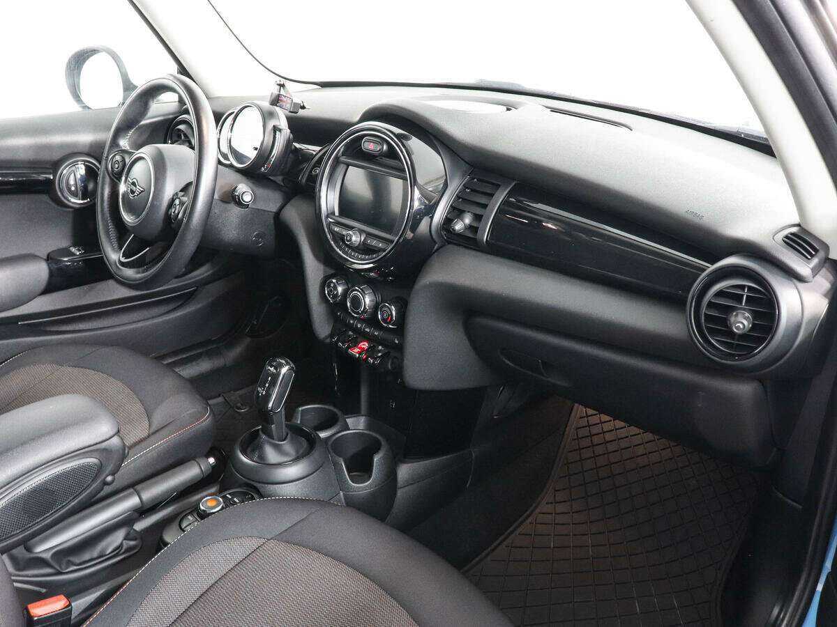 Mini Hatch Cooper, 2018 Фото №10
