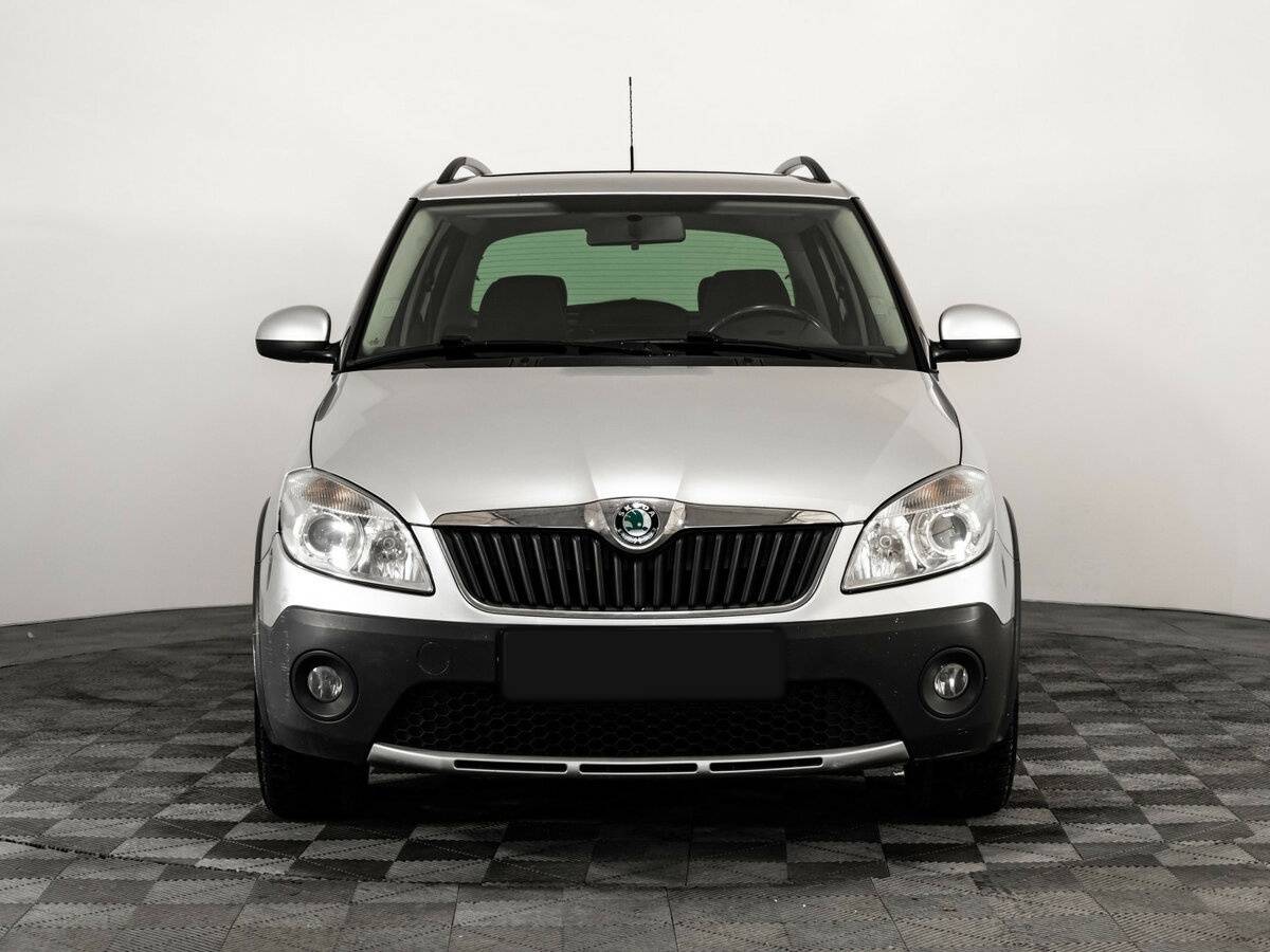 Skoda Fabia Scout II Рестайлинг, 2011 Фото №2