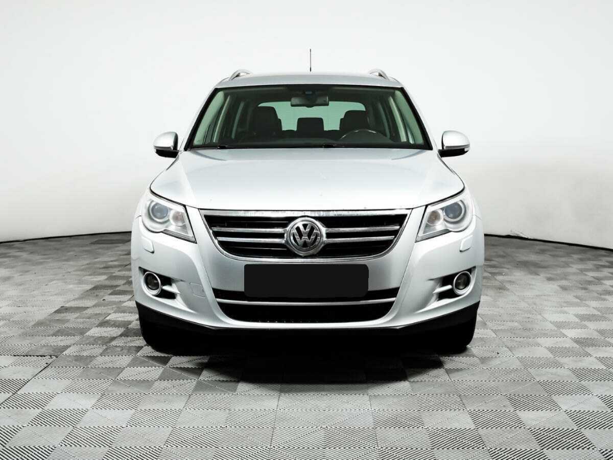 Volkswagen Tiguan, 2010 Фото №2