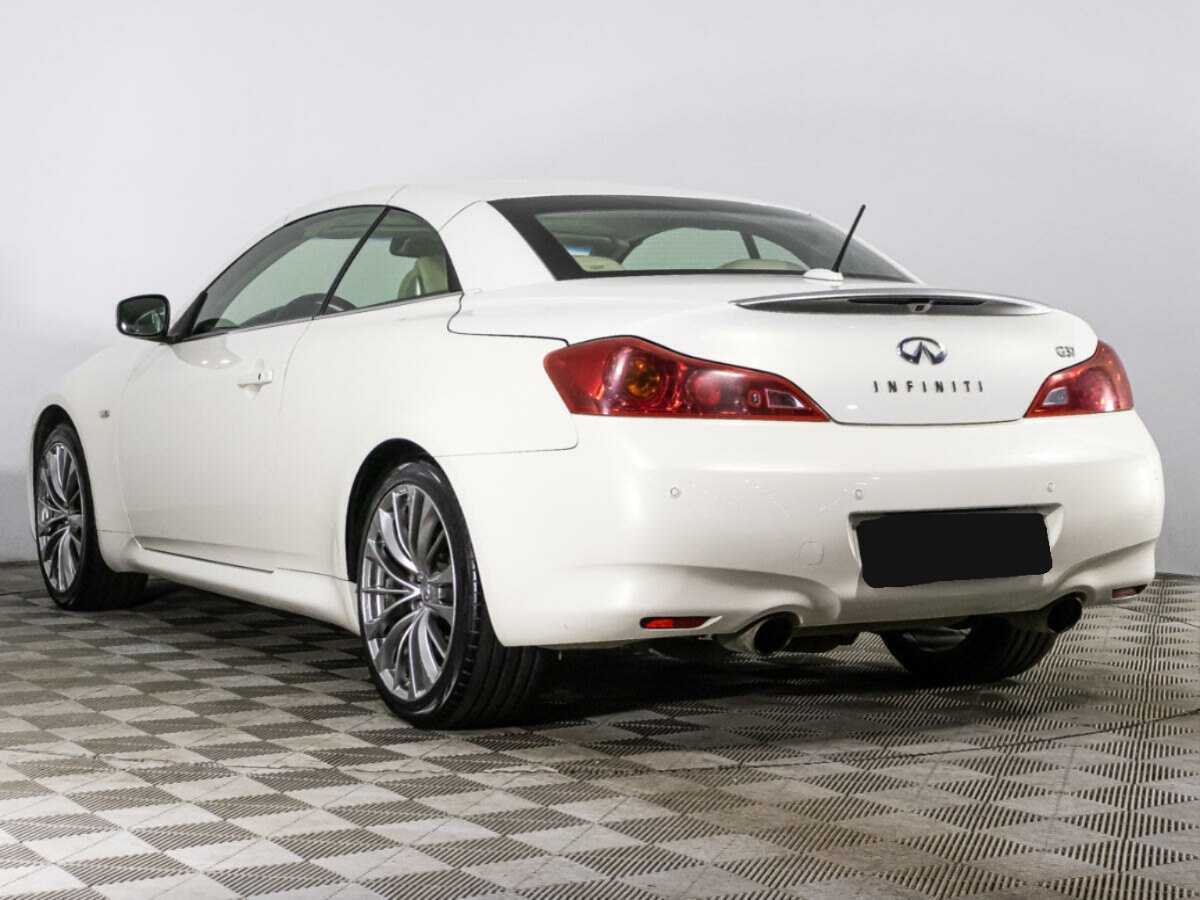 Infiniti G37, 2012 Фото №7
