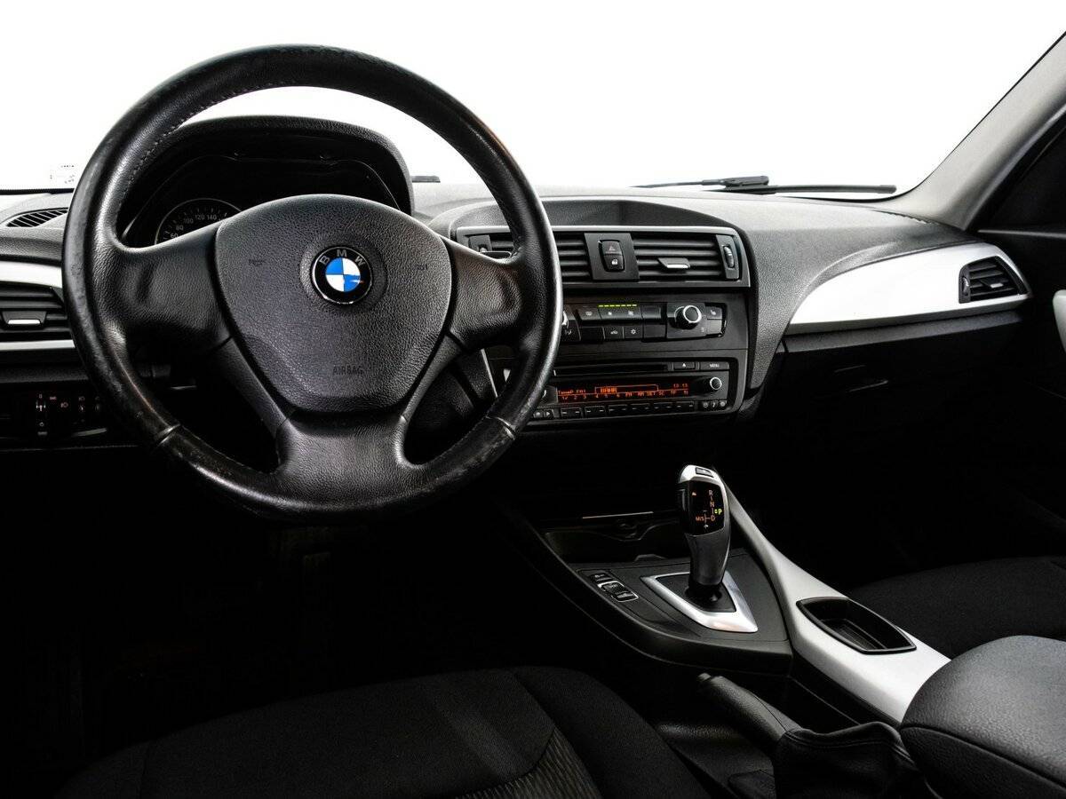 BMW 1 серии 116i, 2012 Фото №9