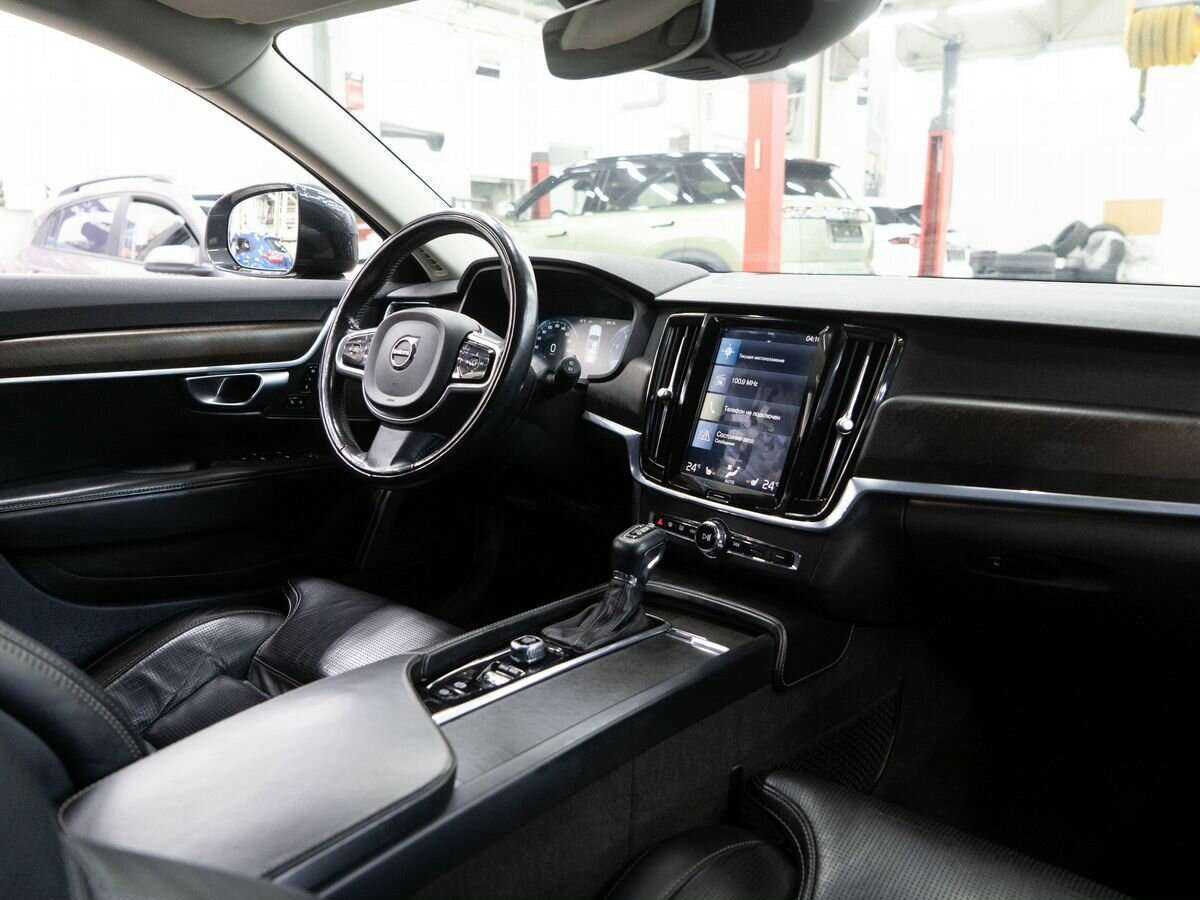Volvo V90 Cross Country, 2017 Фото №17