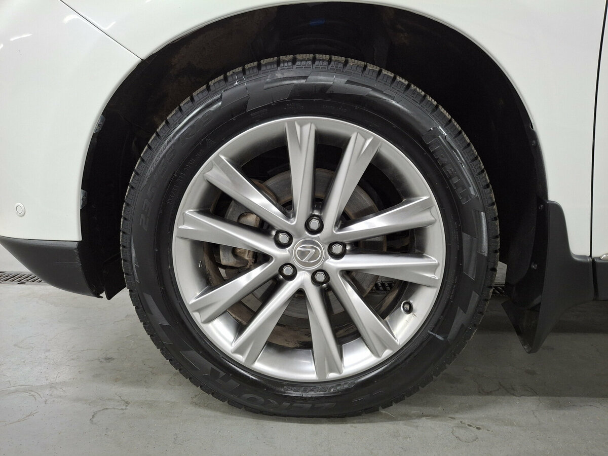Lexus RX 350 III Рестайлинг, 2012 Фото №17