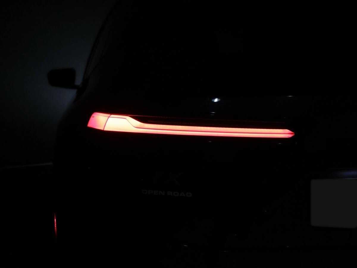 BMW iX xDrive50, 2022 Фото №15