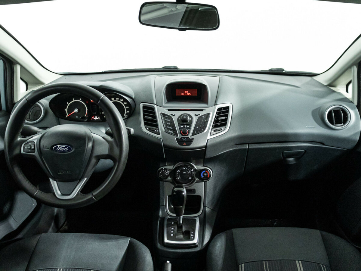 Ford Fiesta Mk6, 2009 Фото №13