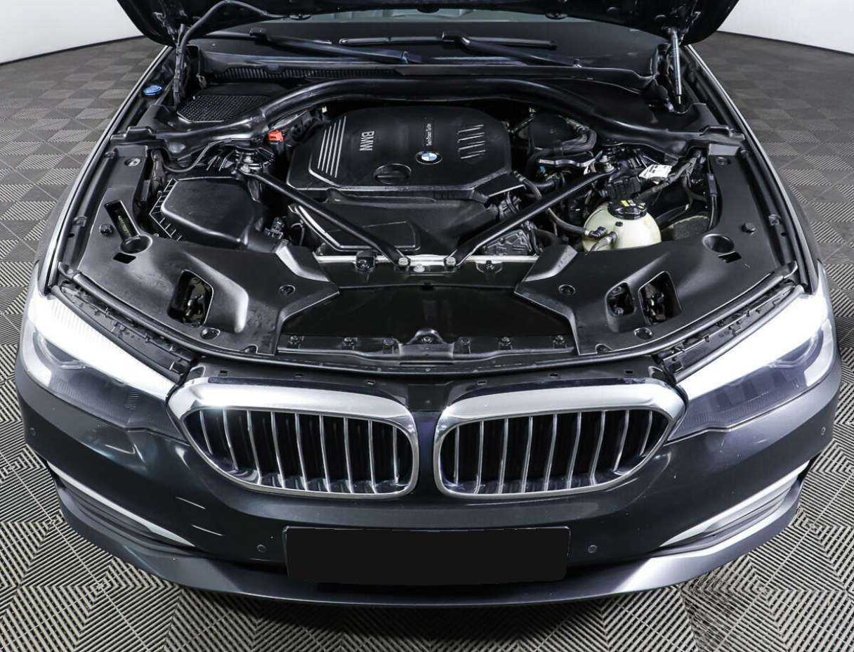 BMW 5 серии 520d, 2017 Фото №9