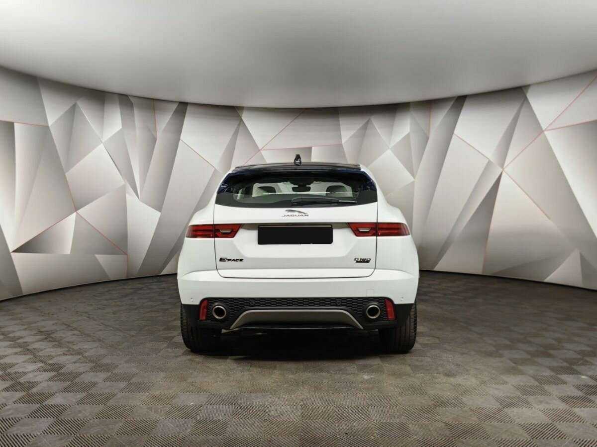Jaguar E-Pace, 2018 Фото №8