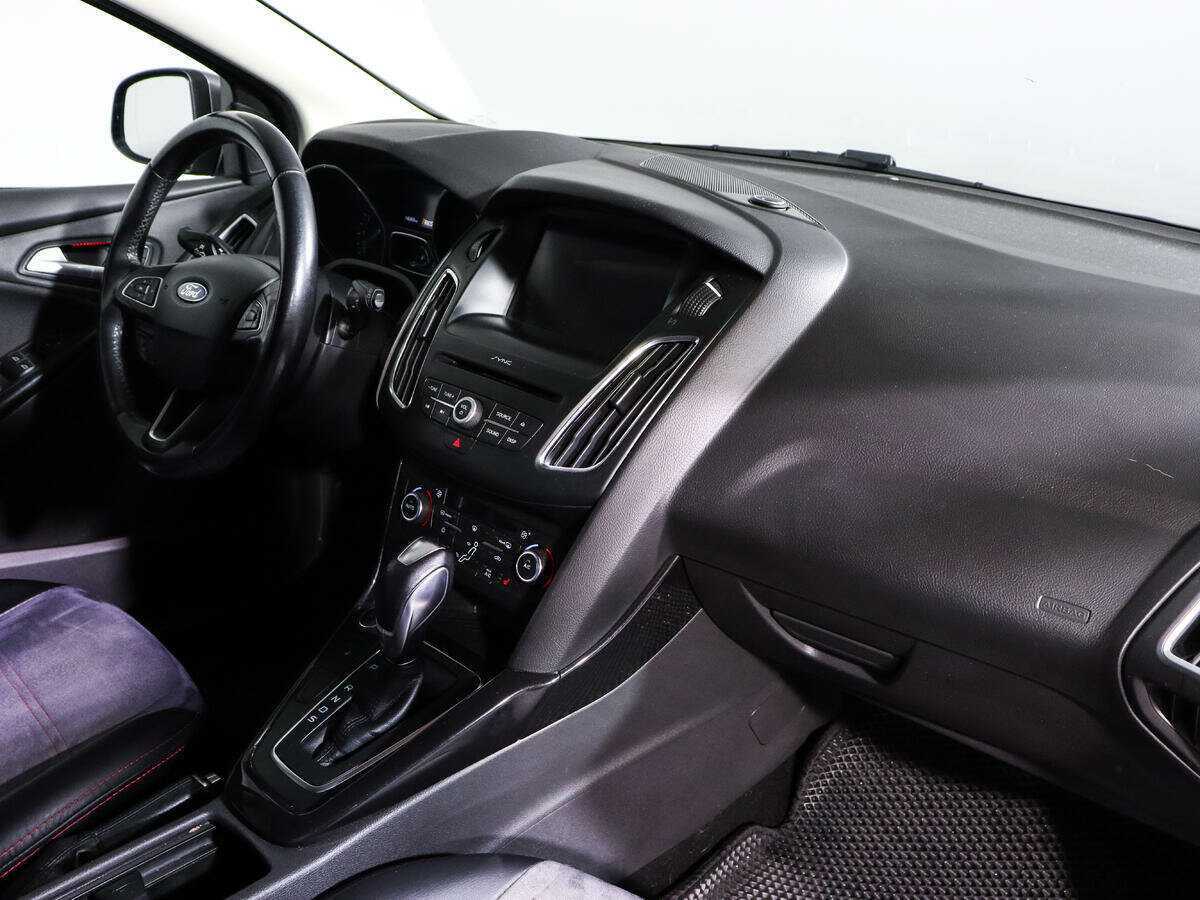 Ford Focus, 2017 Фото №7