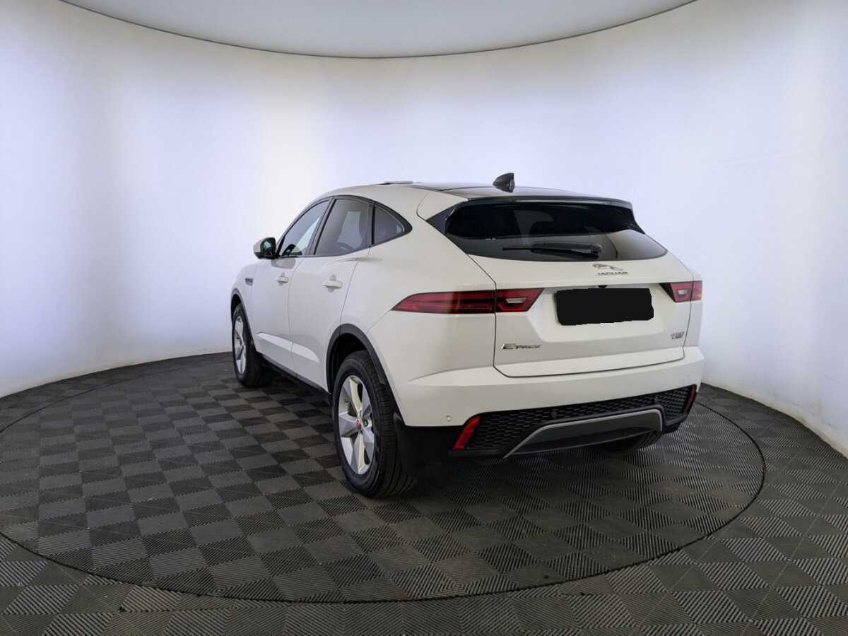 Jaguar E-Pace, 2019 Фото №7