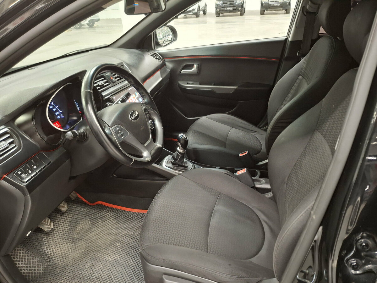 Kia Rio III Рестайлинг, 2016 Фото №15