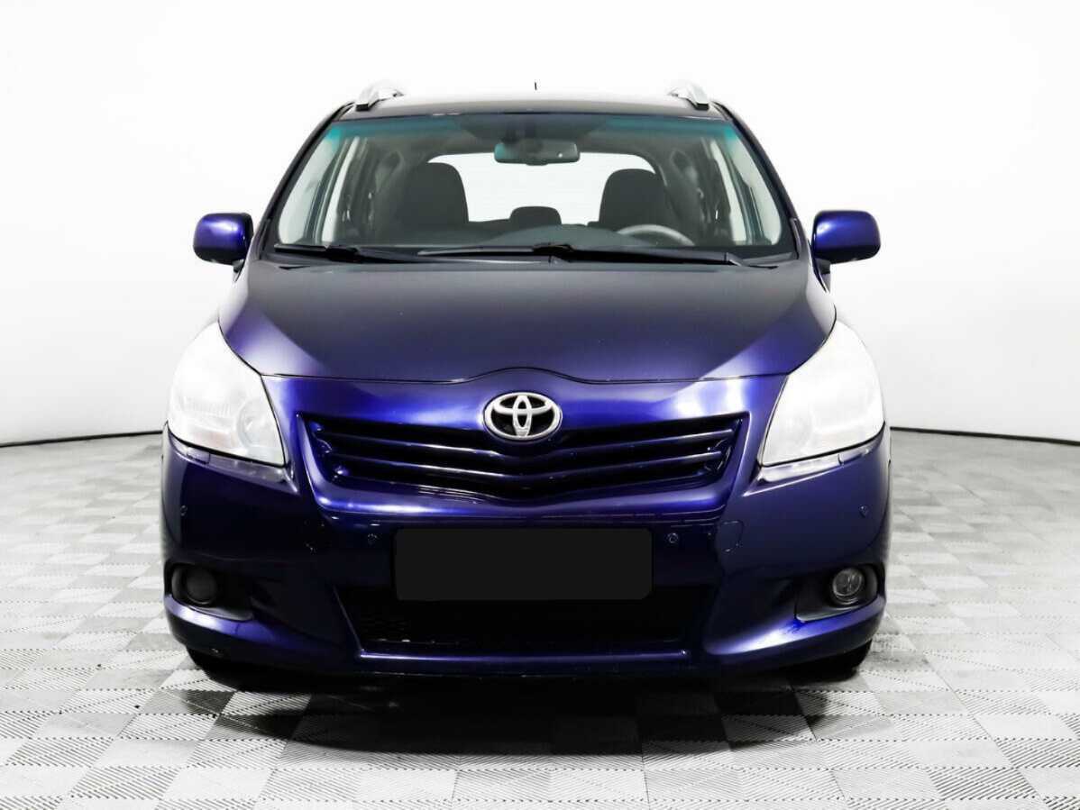Toyota Verso, 2010 Фото №2