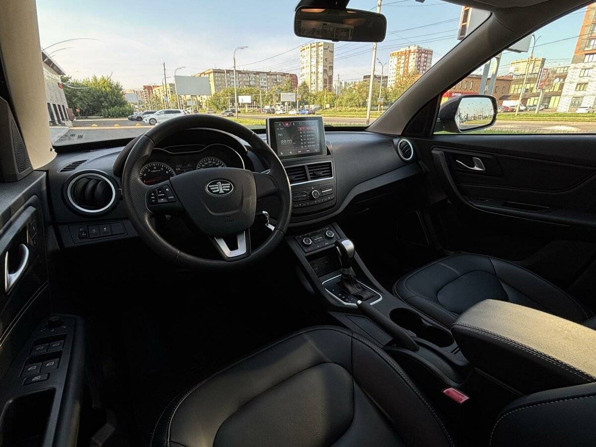 FAW Besturn X40, 2019 Фото №6