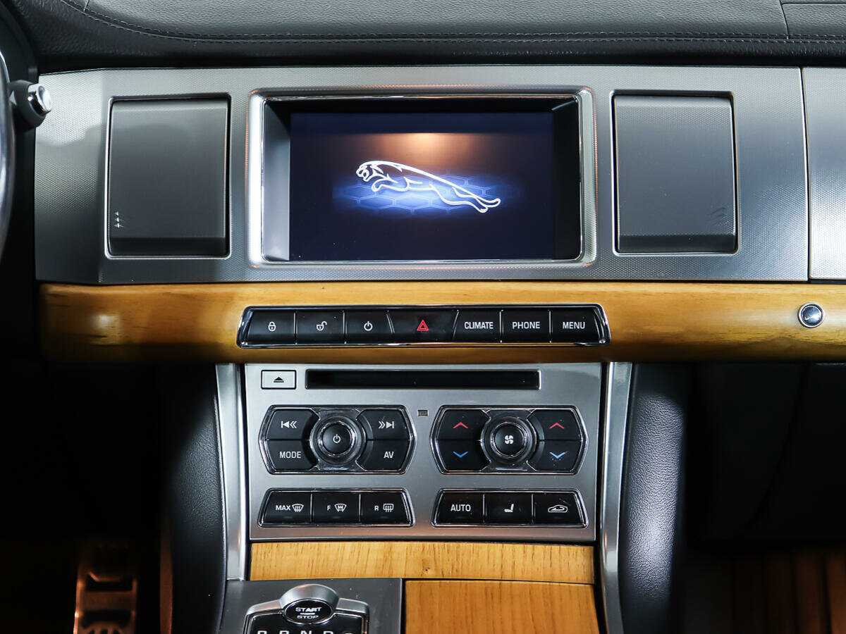 Jaguar XF, 2014 Фото №12