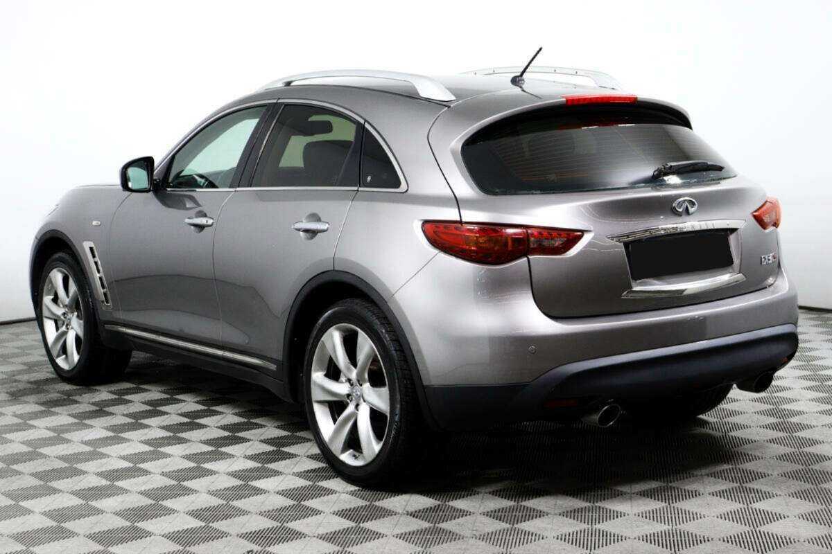 Infiniti FX37, 2010 Фото №7