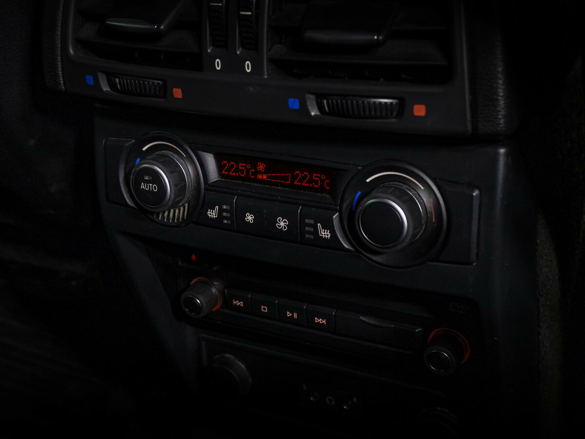BMW X6 35i I (E71) Рестайлинг, 2012 Фото №19