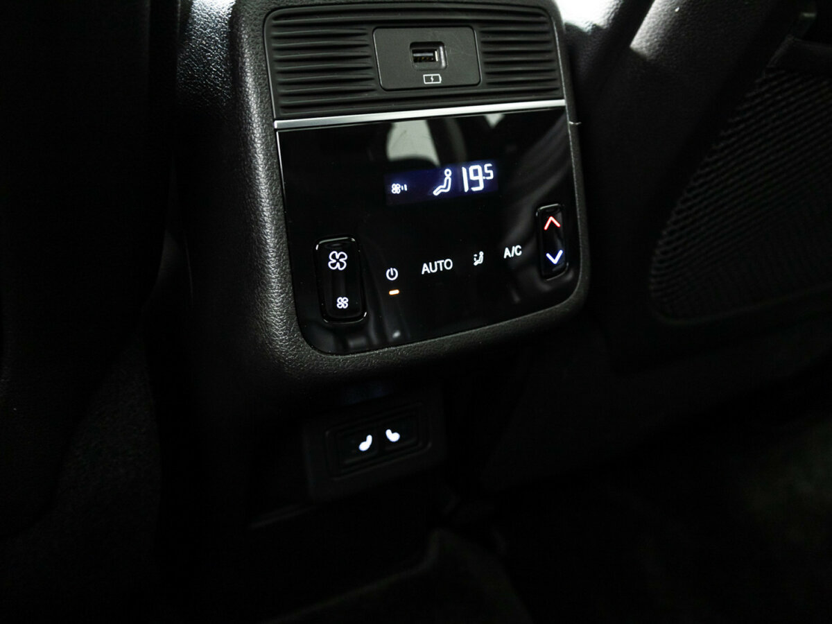 Exeed VX I, 2022 Фото №21