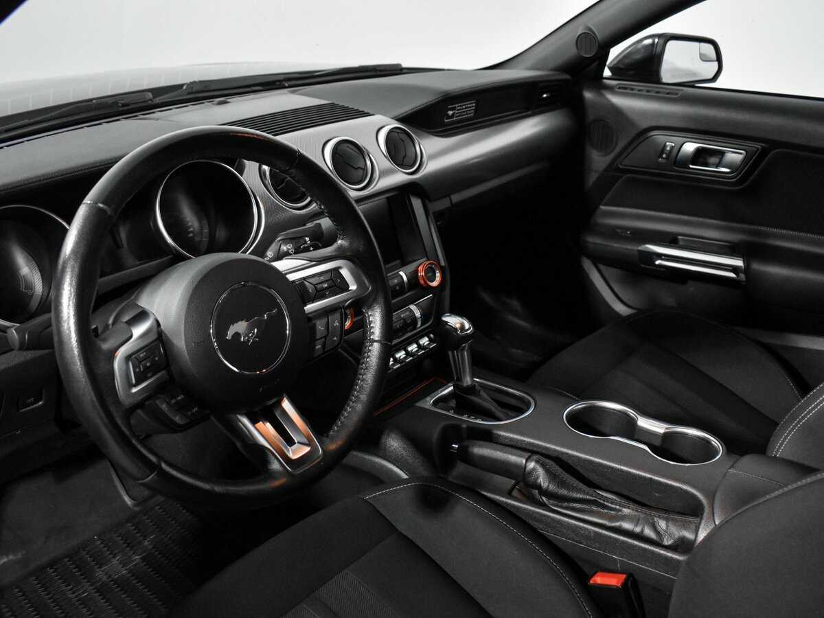 Ford Mustang, 2019 Фото №7