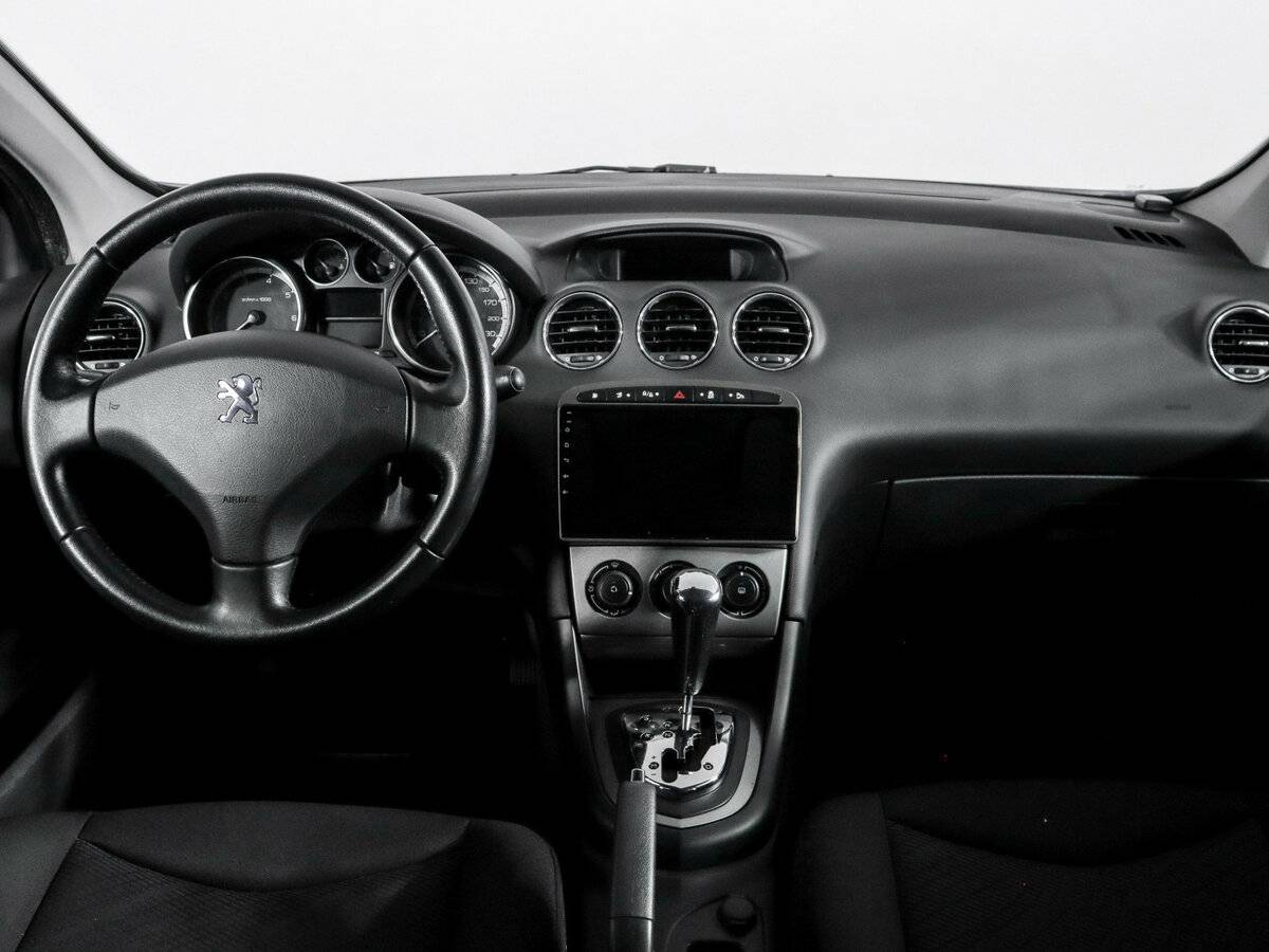 Peugeot 308 I, 2011 Фото №10