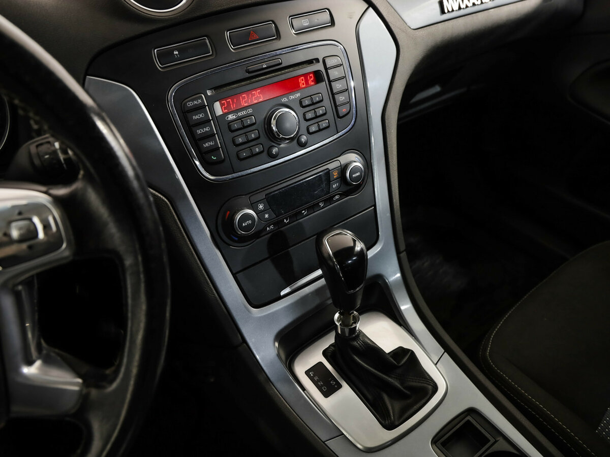 Ford Mondeo IV, 2010 Фото №13
