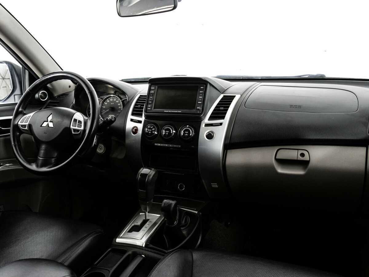Mitsubishi Pajero Sport, 2010 Фото №6